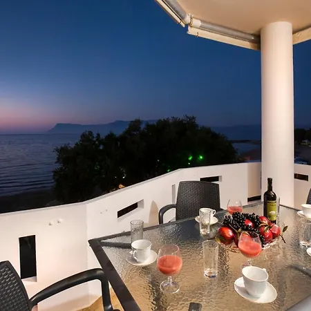 Mavros Molos Seaside *